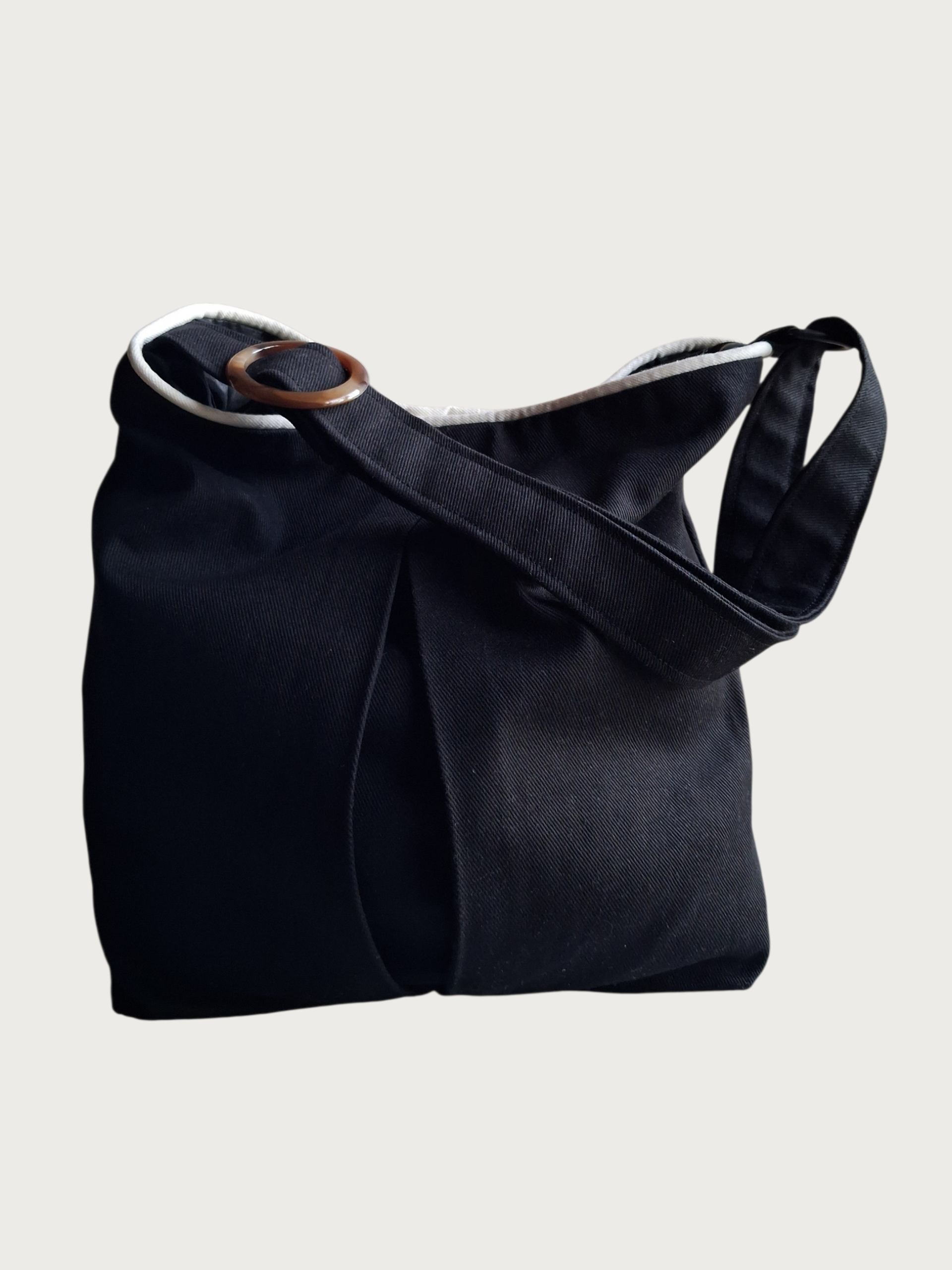 Inverted pleat bag